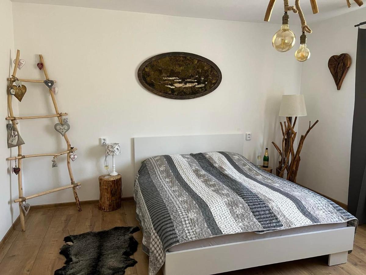 Apartmanovy Dom Adas Prosiek Exterior photo